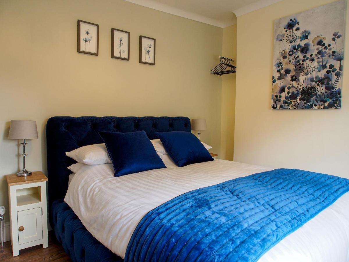 Riverbank Bed And Breakfast Llanwrtyd Wells Buitenkant foto
